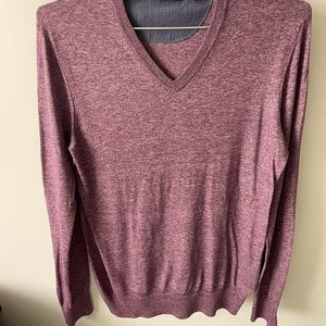 Hugo Boss Slim-Fit V-Neck wool sweater - Men’s M